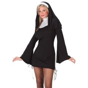 Nun Halloween Costume
